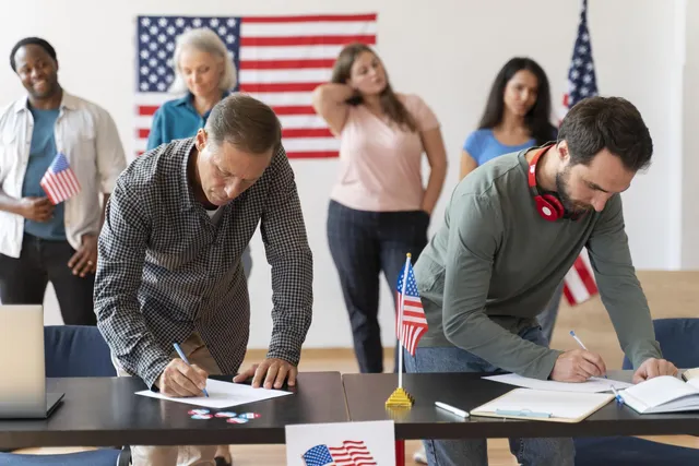 people registering vote in united states